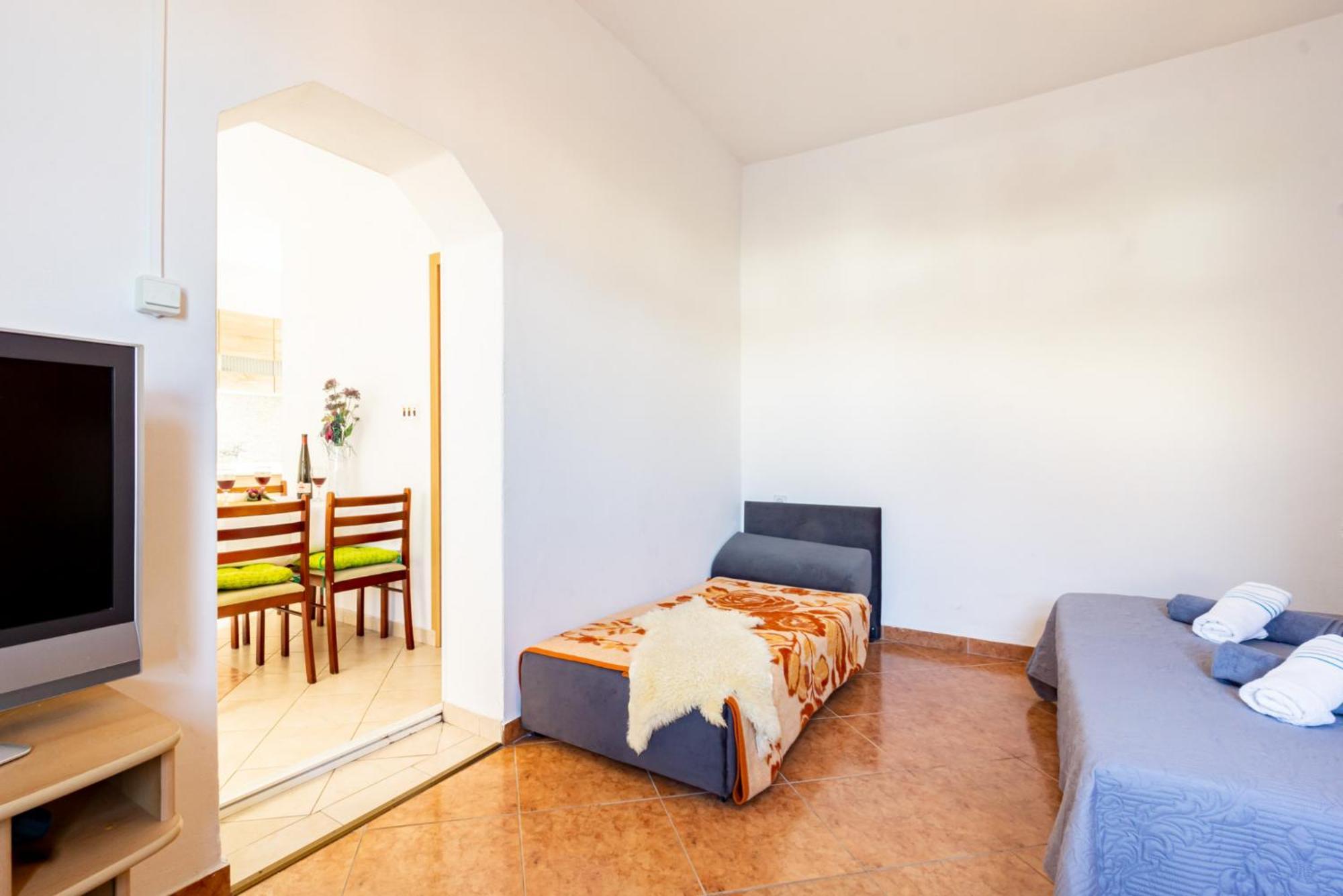 Jasko I Jelica Beautiful View Apartment Metajna Room photo