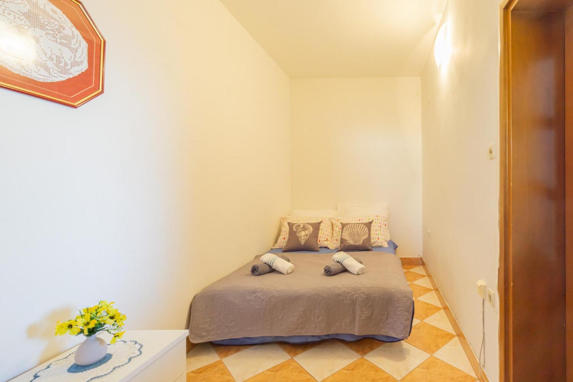 Jasko I Jelica Beautiful View Apartment Metajna Room photo
