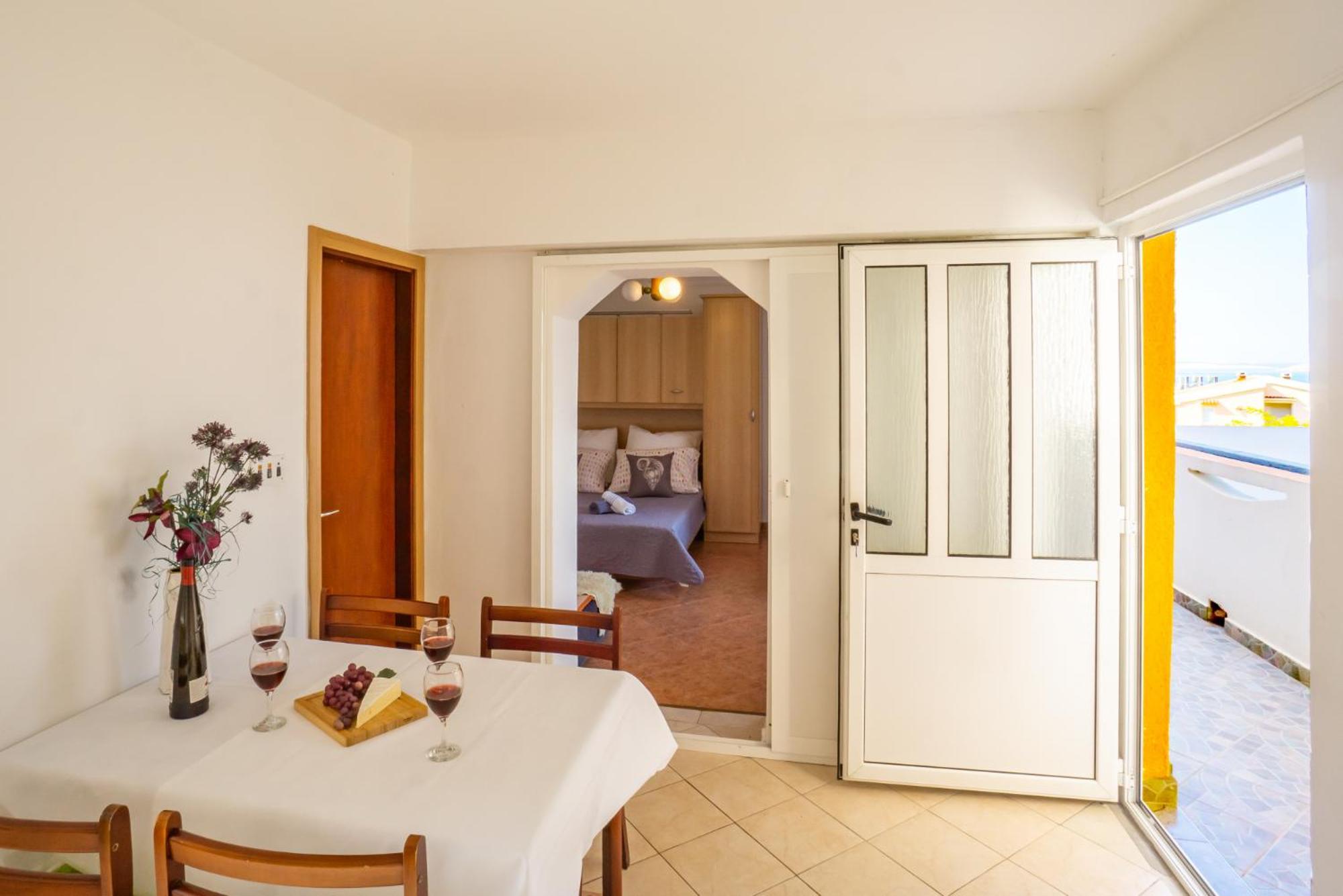 Jasko I Jelica Beautiful View Apartment Metajna Room photo